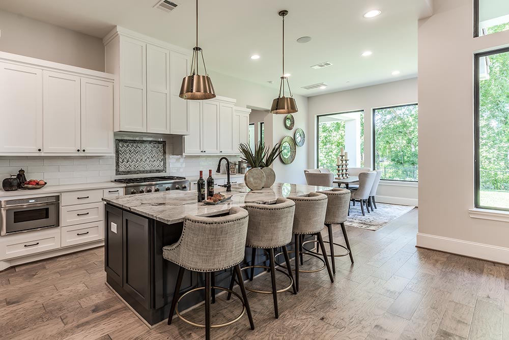 Jamestown Estate Homes house with chef’s kitchen in Sienna