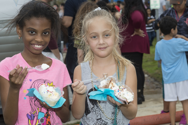 Young Residents Enjoy Sienna Events in Missouri City, TX