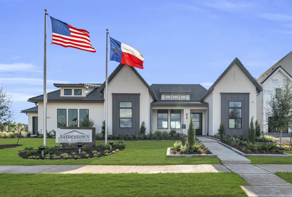 Jamestown Estate Homes Photo 2