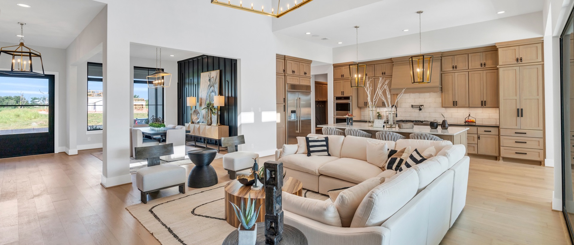 Jamestown Estate Homes Photo 1